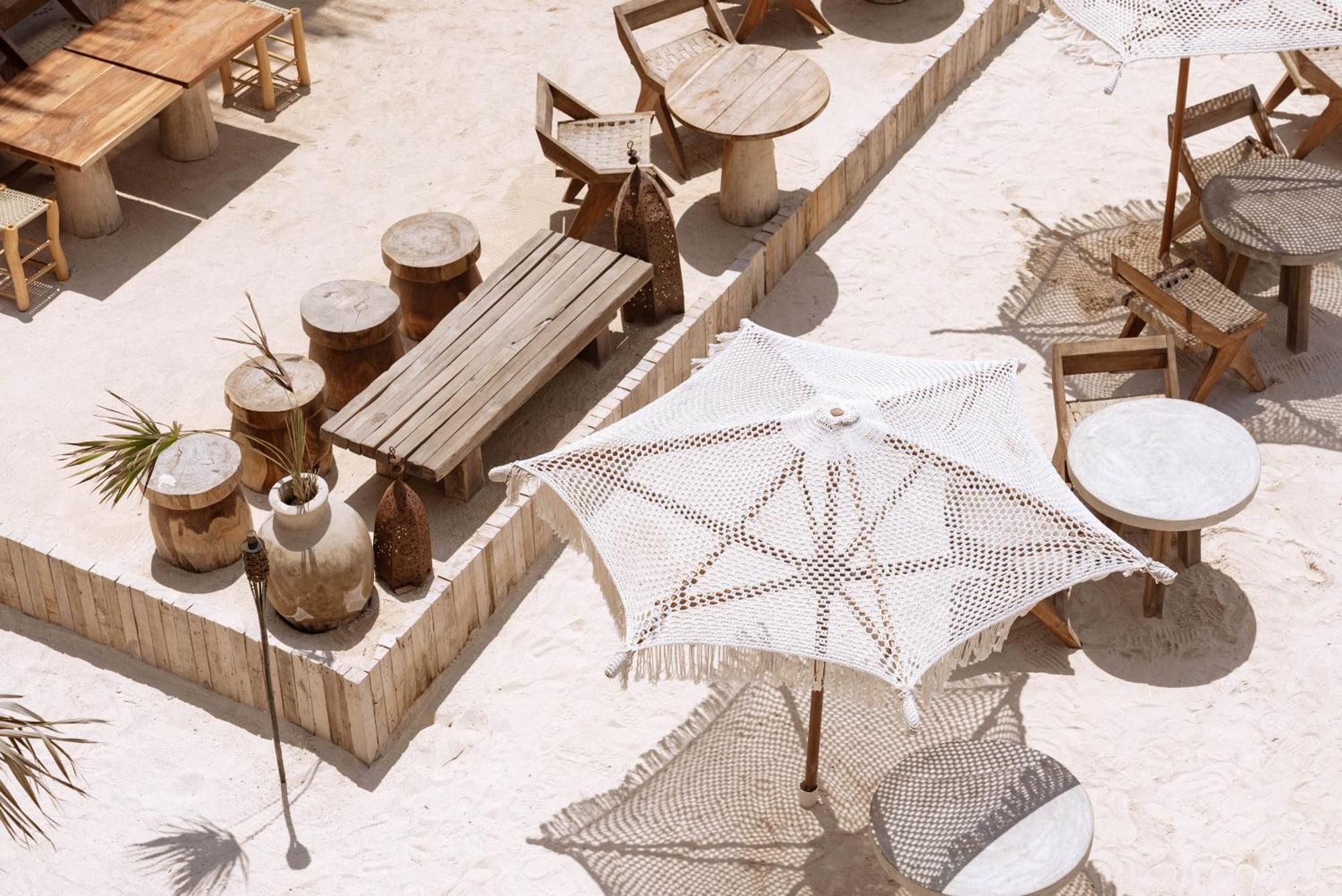 Awa Holbox Hotel Boutique - Beach Front Exterior photo