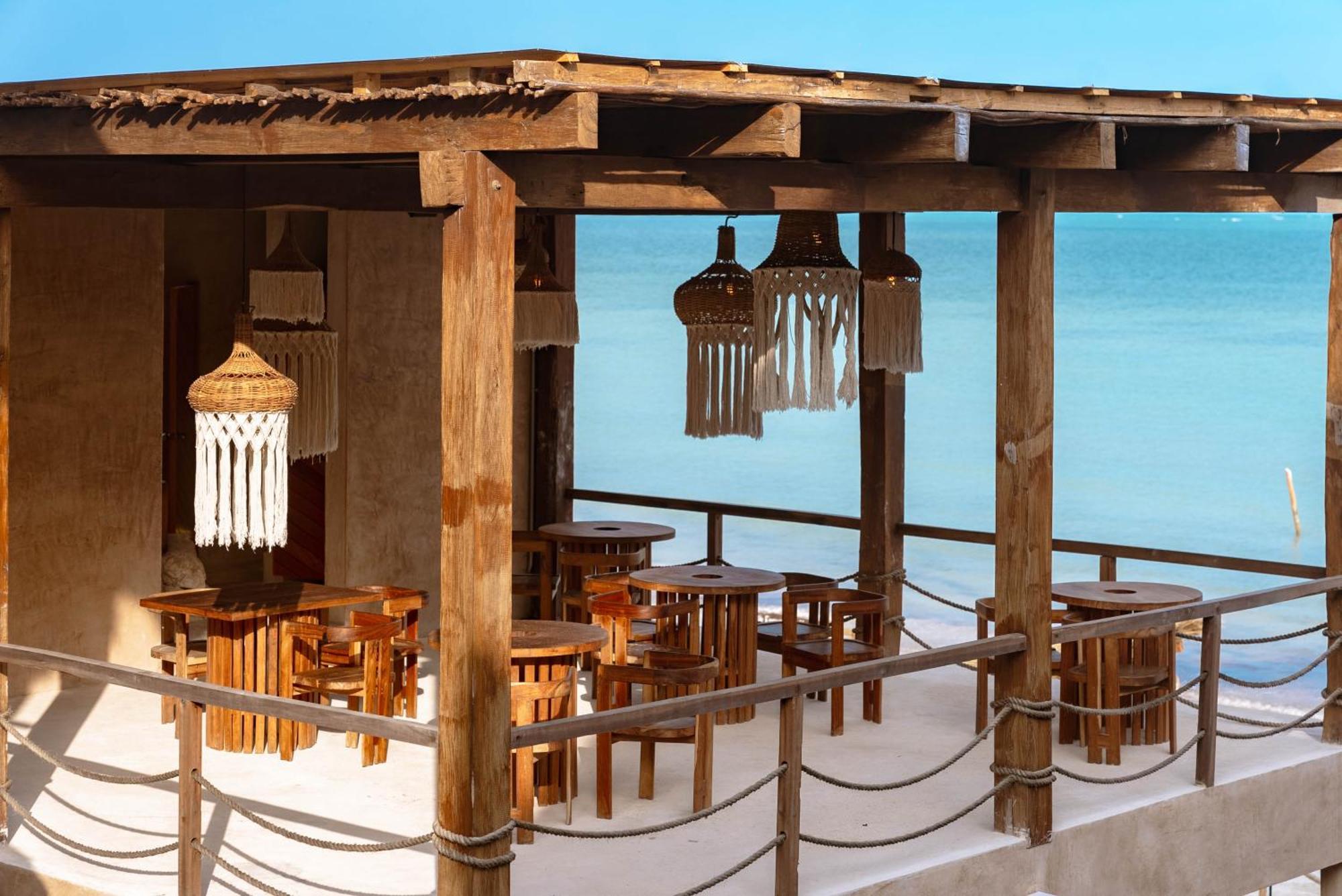 Awa Holbox Hotel Boutique - Beach Front Exterior photo