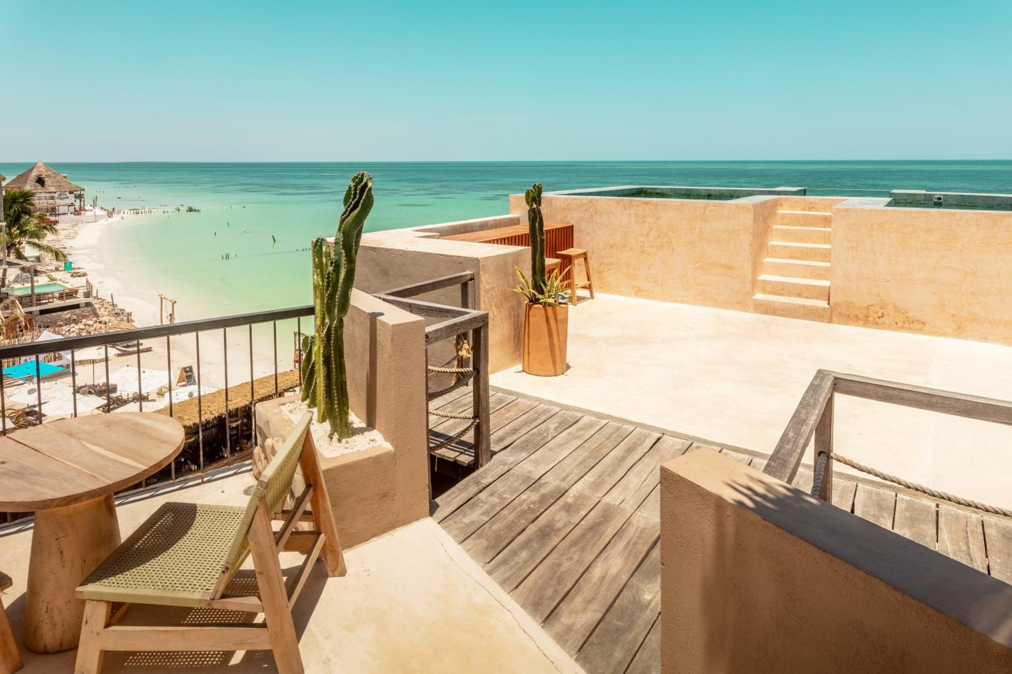 Awa Holbox Hotel Boutique - Beach Front Exterior photo